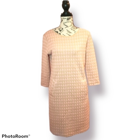 Tyler Boe Pink Houndstooth Dress - Picture 1 of 6